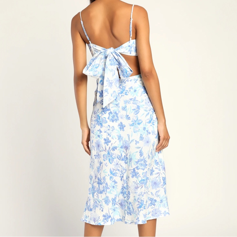 Lulus Serene Views Blue and White Floral Print Cutout Midi Dress Size Large - Picture 2 of 13